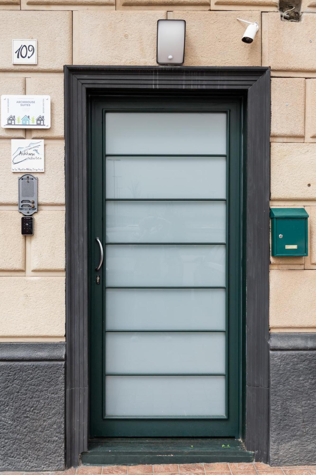 Archihouse Suites Neapol Exteriér fotografie